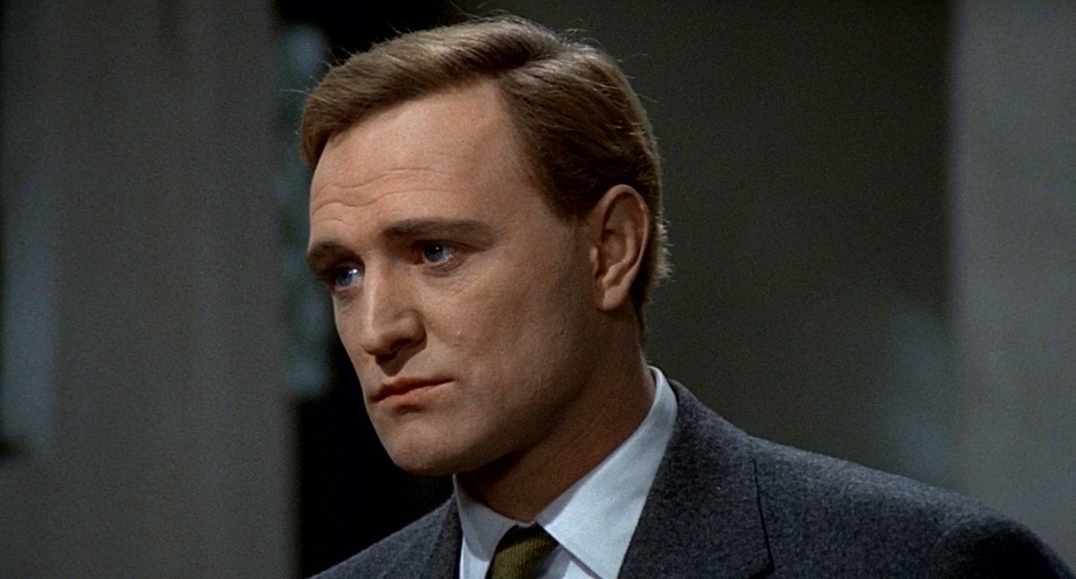 LewisBeerBlog's tweet image. ‘Even you haven’t helped me,’ says Giuliana to Corrado, in their final scene together. Red Desert’s screenplay states that he interprets this as an accusation, but Richard Harris’s face is more inscrutable: besides a mild sadness, it communicates almost nothing.