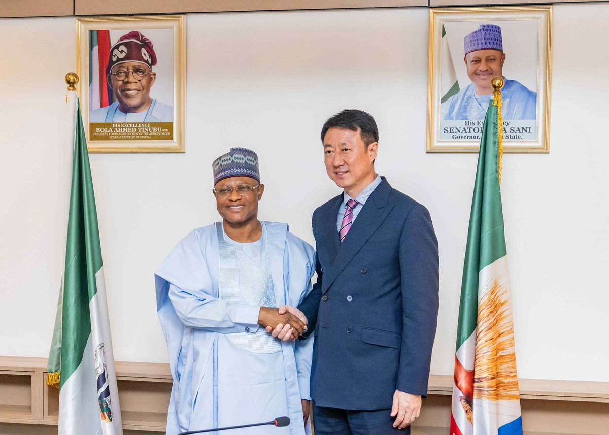 Abdool85's tweet photo. Governor Uba Sani met with the Chinese Ambassador to Nigeria, Yu Dunhai, and the Nigeria-China Strategic Partnership (NCSP) leadership to strengthen collaboration in agriculture and investment. He thanked President Tinubu for selecting Kaduna as the pilot state for the Nigeria-China Poultry Project.

Projected to generate $450 million revenue and set to begin in December 2025, the 10,000-hectare project will generate 1million eggs daily, 50,000 direct jobs, 300,000 indirect jobs, curb poverty and boost food security. The Chinese delegation commended Governor Uba Sani for Kaduna’s rapid progress and investor-friendly environment, reaffirming the state’s growing status as Nigeria’s agricultural hub. 

#WorkingForKaduna
