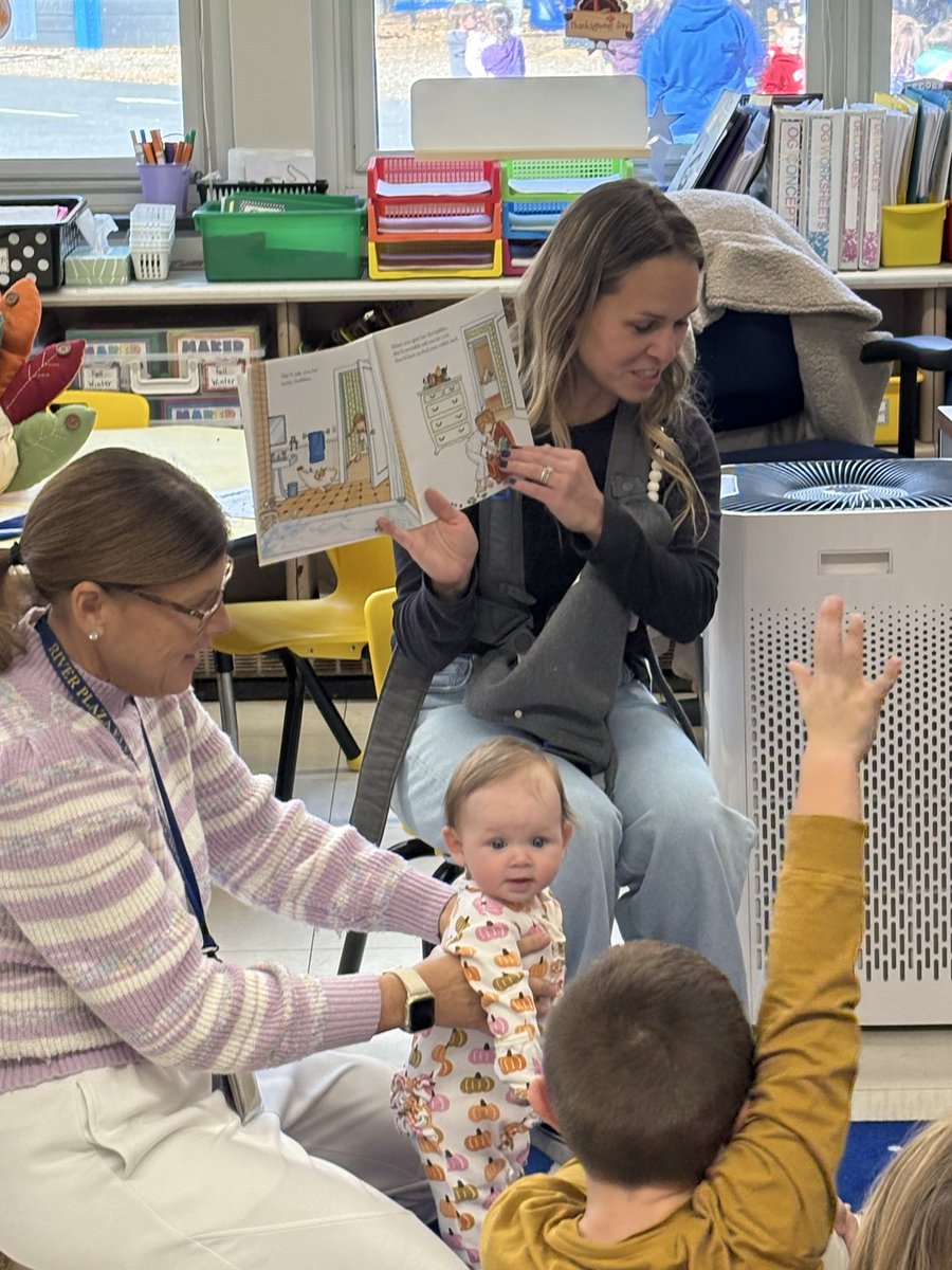 Hilary Veth Quinn tweet media