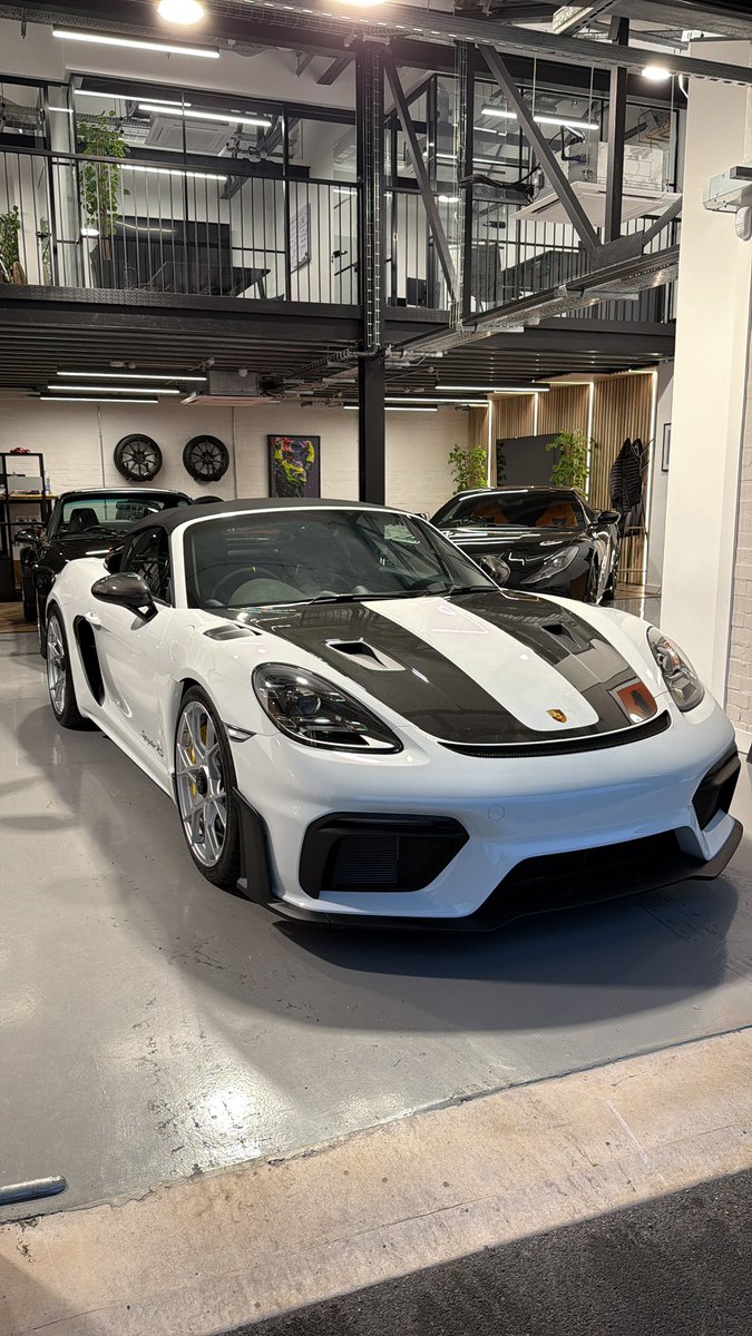 J.Tipper tweet media