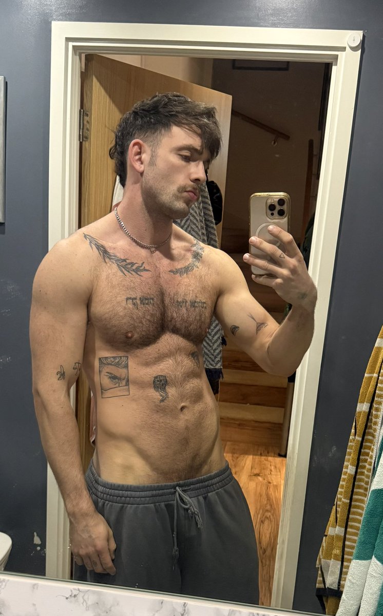 How do I fit this in my header