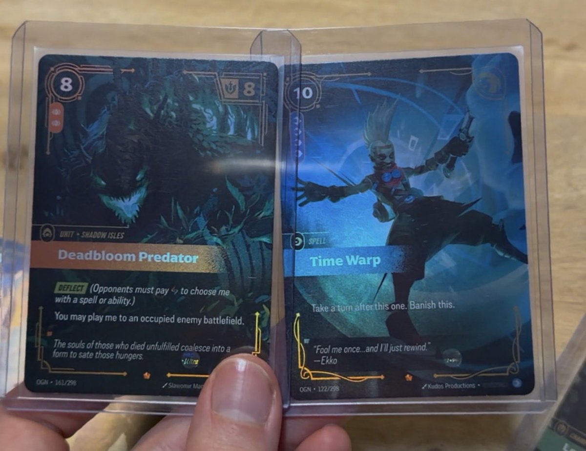 Ce soir ce fut ouverture d’une display du TCG de <a href="/riotgames/">Riot Games</a>. Les petits hits qui font plaisir sur <a href="/playriftbound/">Riftbound</a> 🥰
Les cartes sont super quali ! Va falloir que je m’intéresse un peu au gameplay mnt 👀 <a href="/RiftboundFrance/">Riftbound France</a>