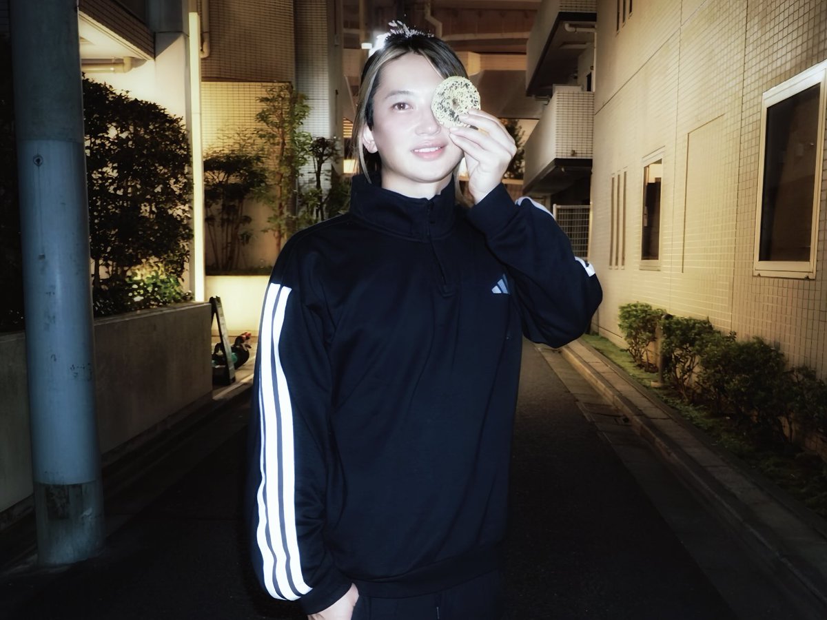 昨日望遠鏡で探してみましたがやっぱり東京に月はありませんでしたおはようございます🌕