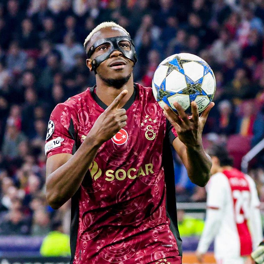 SSE_NGA's tweet image. Victor Osimhen is only the second Nigerian to score a Champions League hat-trick, after Yakubu Aiyegbeni (Maccabi Haifa, 2002)