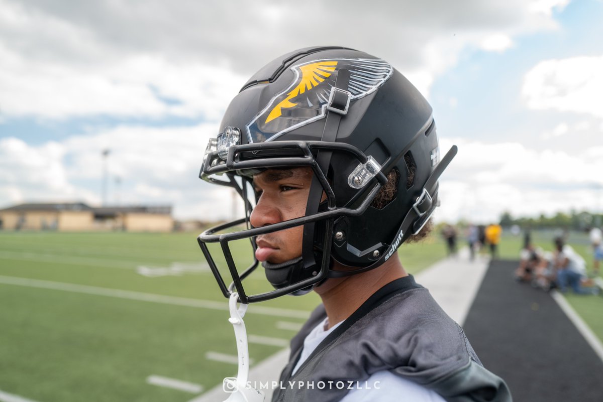 TimPaciorek's tweet photo. Out for 3weeks this season due to injury but, here are my Max Preps rankings as of this post. '27 K/P

Indiana HS Football Class 6A

PAT- 17/17 Rank 18 
FG 5/6 Rank 6th
Punts 34.4 AVG Rank 12th
Kickoffs 1651 yds 8 Touchbacks Rank 14th
Kick Scoring 32Pts. Avg 4.6/GM Rank 13th

Highlights https://t.co/SMyrm8qxHD
@CoachYaros 
@RobGibsonHC 
@fbcoachjmayo 
@IndianaPreps 
@PrepRedzoneIN 
@HageeKicking 
@IndStFB 
@BallStateFB 
@CCignettiIU 
@BoilerFootball 
@nickfiacable24
