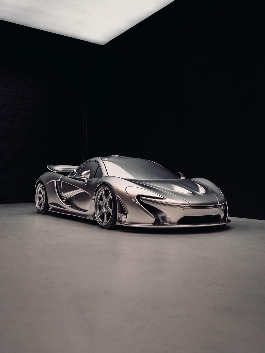competitionreal's tweet photo. McLaren P1 🦇 https://t.co/4yAniEQ3pj
