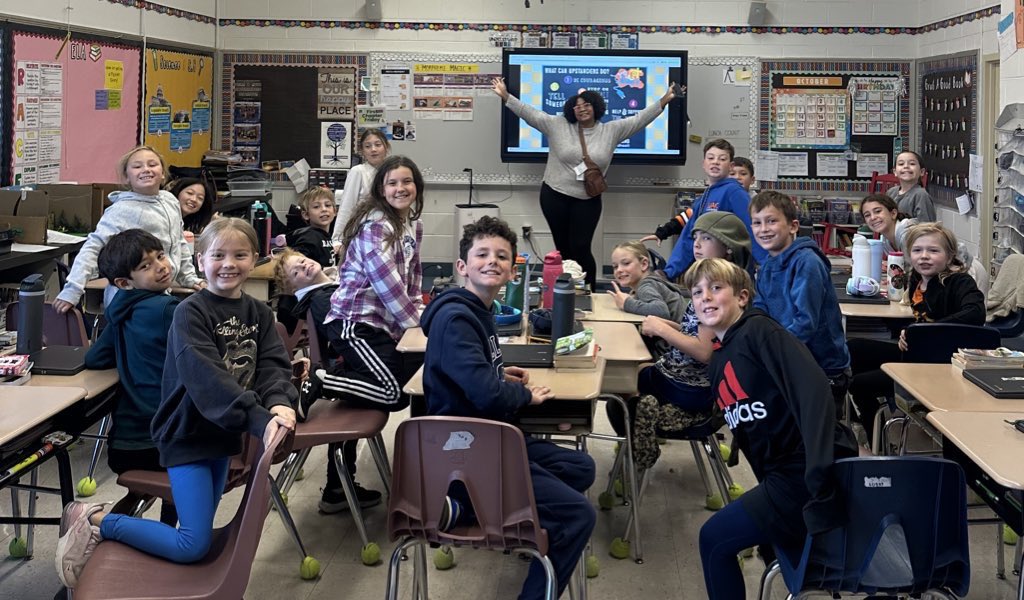 Miss Dellanno tweet media