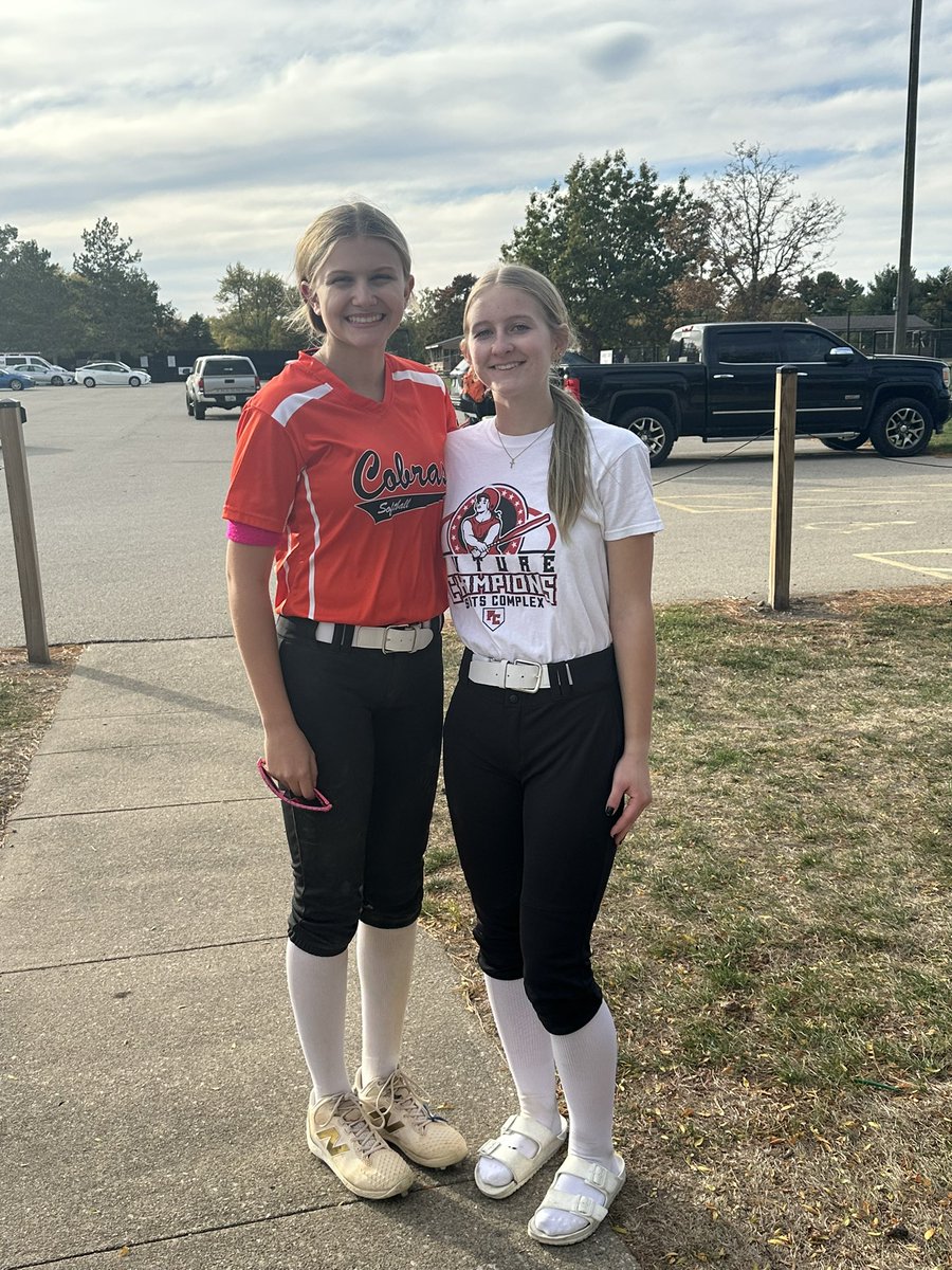 avadonnelly013's tweet photo. Thanks Cobras for letting me sub on Sunday!!
#ncsa #softballseason #subbing #washington #cobras #softballislife #SpotlightSunday https://t.co/LX9yqlE88b