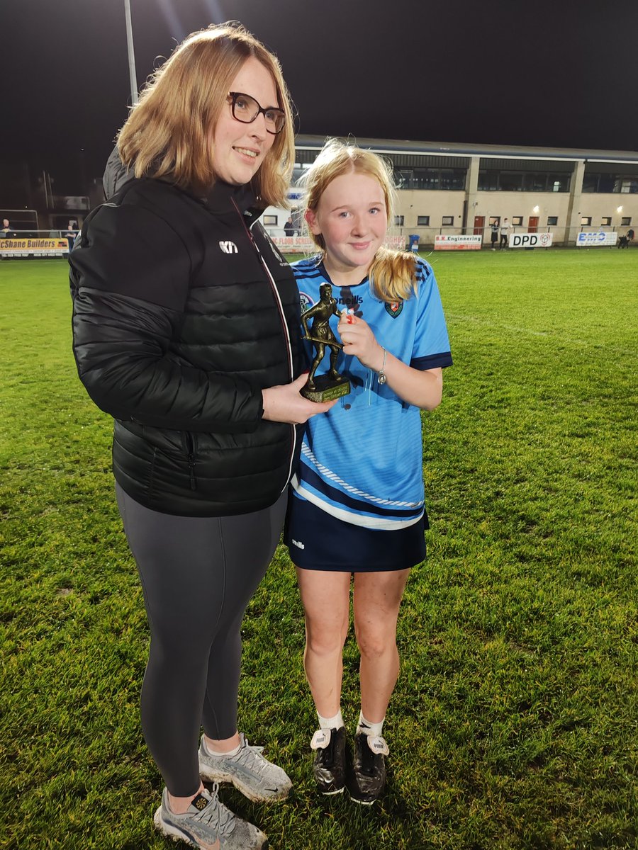 Comhghairdeachas le Gráinne Doherty <a href="/StMarysGSM/">StMarysMagherafelt</a> who picked up the <a href="/QubGaa/">Qub Gaa</a> Player of the Match award for her brilliant individual performance tonight in Corn Eimhear final. Gráinne received her award from our secretary Méabh Cassidy 

<a href="/DerryCamogie1/">Derry Camogie</a> <a href="/UlsterCamogie/">Ulster Camogie</a>