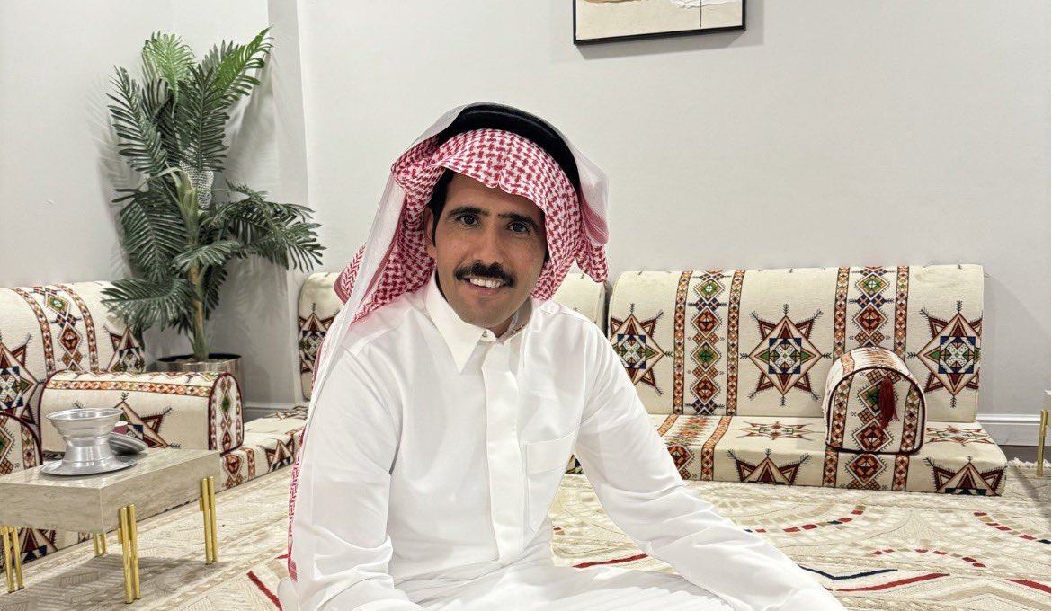 « تعطيك سود الليالي  برنِت عن الرجال 
أحدً يسوىّ له عرب وإحدً مايسوى جفَر »
- مطحس بن حمد ؛.