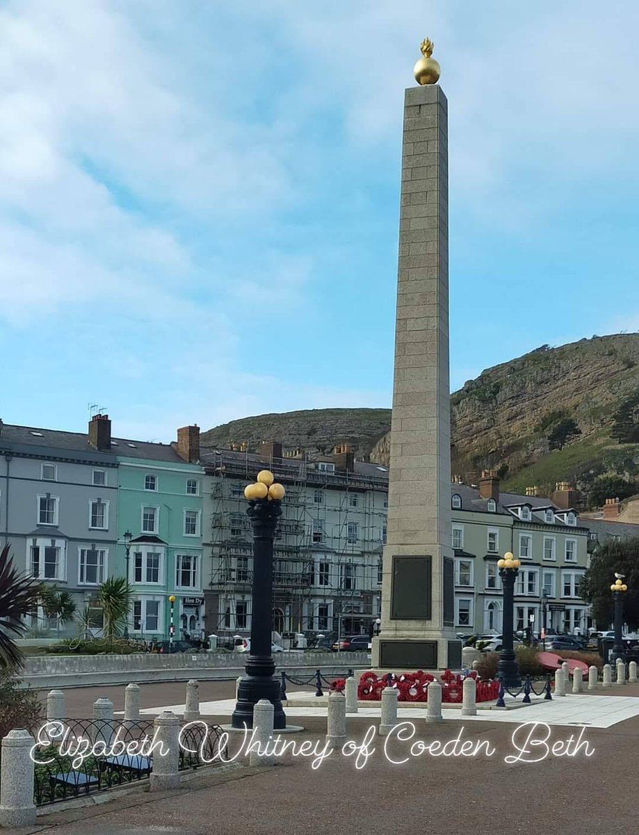 Cenotaph, Llandudno, Conwy.
#WeWillRememberThem #Llandudno #WorldWarOne #WorldWarTwo #Iraq