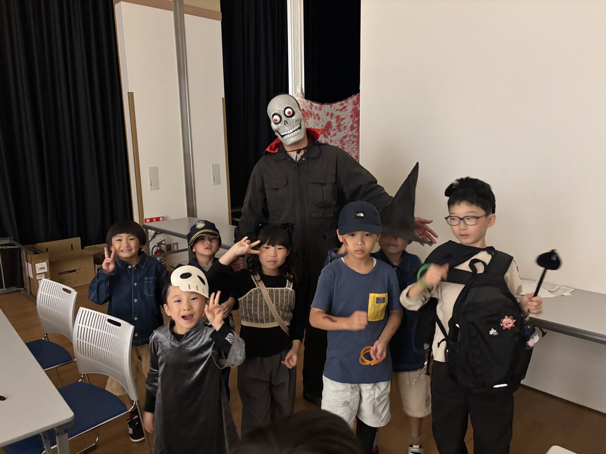 おはようございます！

別府ハロウィンフェスタ
ご来場いただいた皆様
ありがとうございました🎃

ワークショップに
謎解きにフードマルシェ
と盛りだくさん💜🧡

また行きたいなーと
思ってもらえてたら嬉しいです👻

#企業公式が朝の挨拶を言い合う