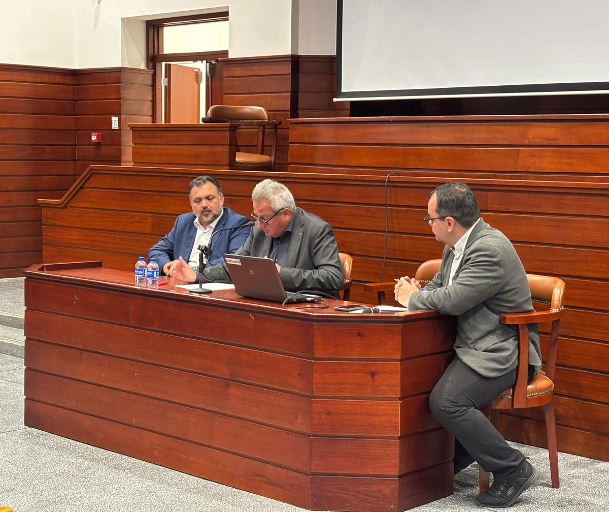 fdcps_unal's tweet photo. #EventosFDCPS @Polcrymed nos invita a la charla: “La memoria de los crímenes nazis en tiempos de un giro global hacia la derecha”, una conversación con el Prof. @JensChristianW1 de @UniJena | 📍 Edificio 201 de @BogotaUNAL | 📱 https://t.co/TOAqta5yIx https://t.co/J2Vv3Y3k8t