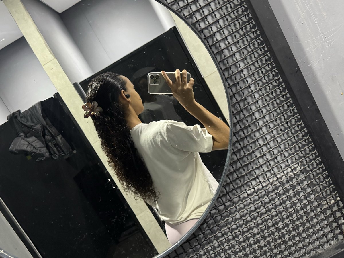 beatriz tweet media