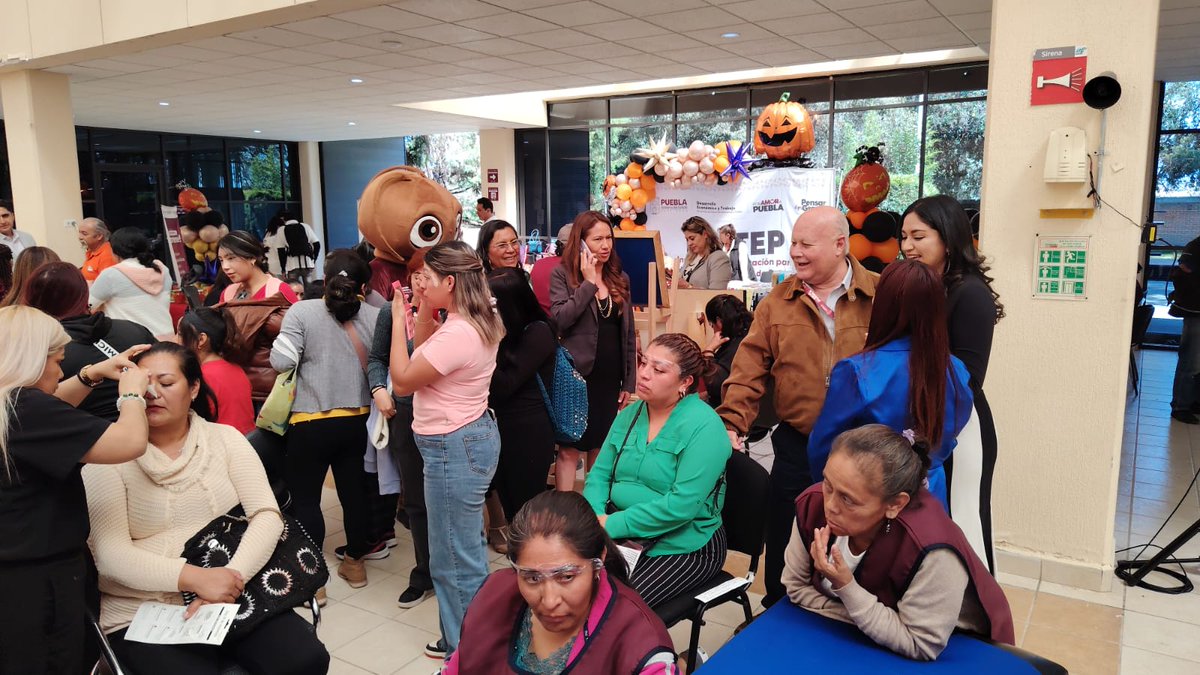 ¡Vivimos un gran tiempo en el #ICATFEST2025 de <a href="/Icatep_SMT/">Icatep San Martin</a>!🤩

Con el apoyo como sede y la participación de la <a href="/uthuejotzingo/">Universidad Tecnológica de Huejotzingo</a> compartimos talento y aprendizaje en una jornada llena de creatividad y comunidad en su Feria del Empleo. ✨🫶🏻🙌🏻
#PorAmorAPuebla #PensarEnGrande