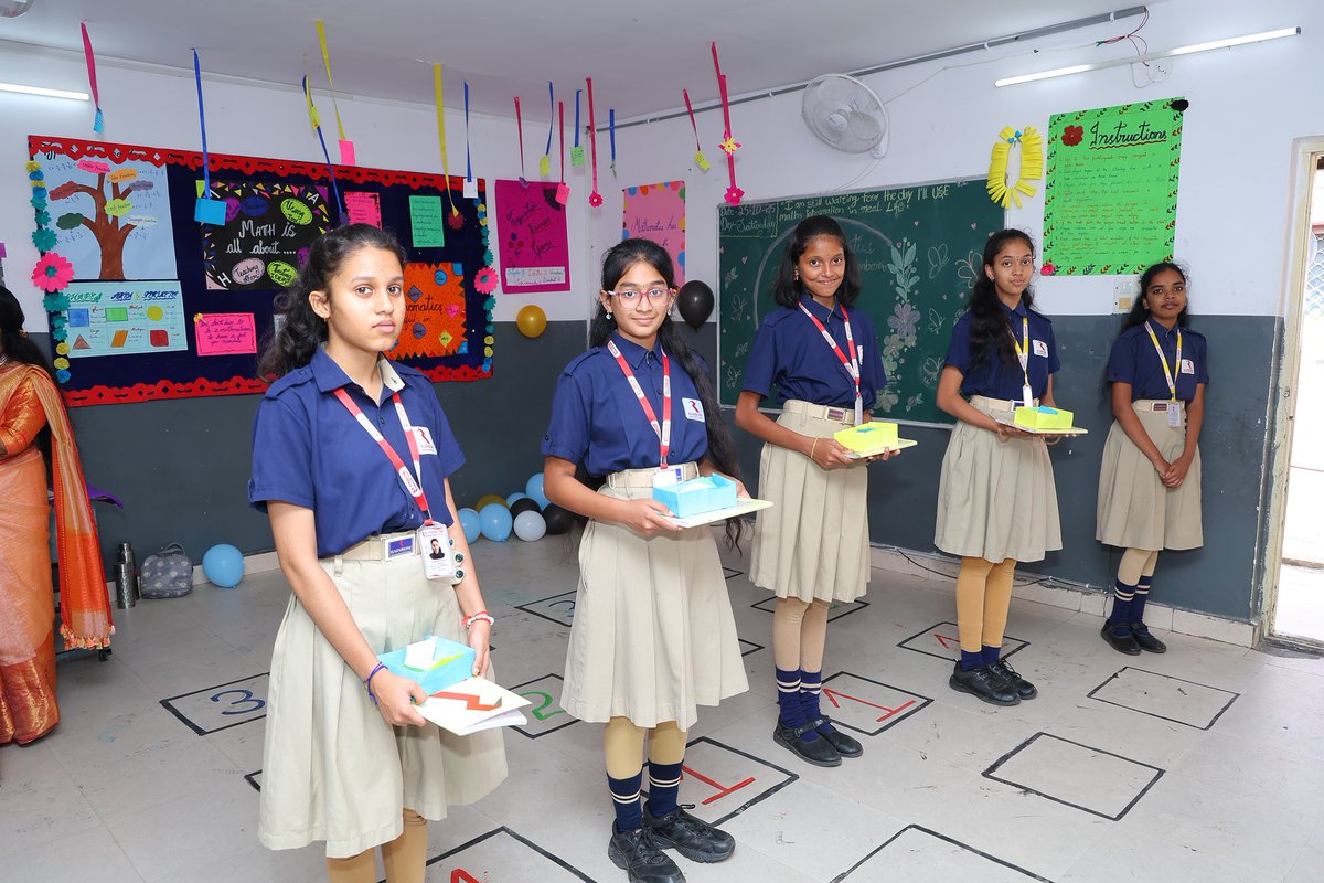 RISE_HYD's tweet image. Welcome to Math World!  
Our students at Mystic Universe Cultural Fest 2025 turned numbers into creativity and logic into fun!  Their innovative displays truly proved that math can be magical. 

#MysticUniverse2025 #MathWorld #CreativeMinds #YoungMathematicians #LearningIsFun