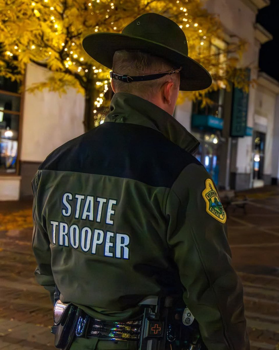 Uniformedmen1's tweet image. 