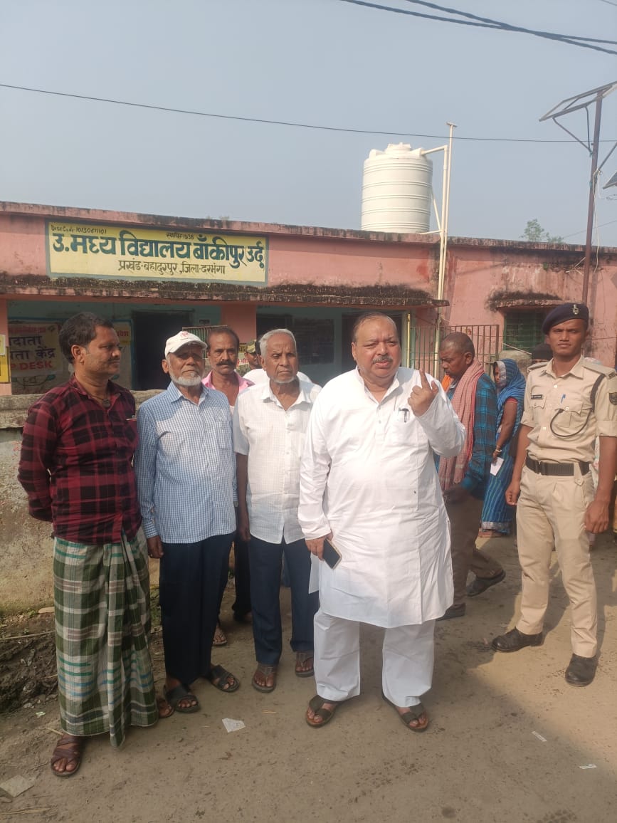 बदलाव के लिए, नया बिहार बनाने के लिए, विकास के लिए, गुणवत्तापूर्ण शिक्षा और बेहतर स्वास्थ्य एवं विधि व्यवस्था तथा 
नौकरी और रोजगार के लिए वोट करिए।

#TejashwiYadav #Bihar #NayaBihar