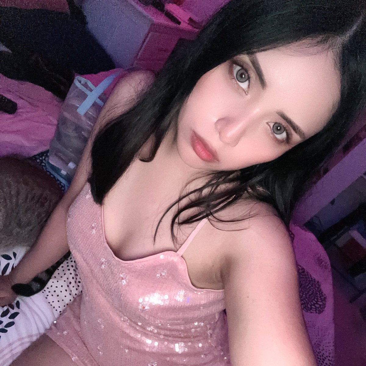 moraxhae's tweet image. sólo porqué están cumpliendo 20 años 🫵🏻

#ELFselcaDay