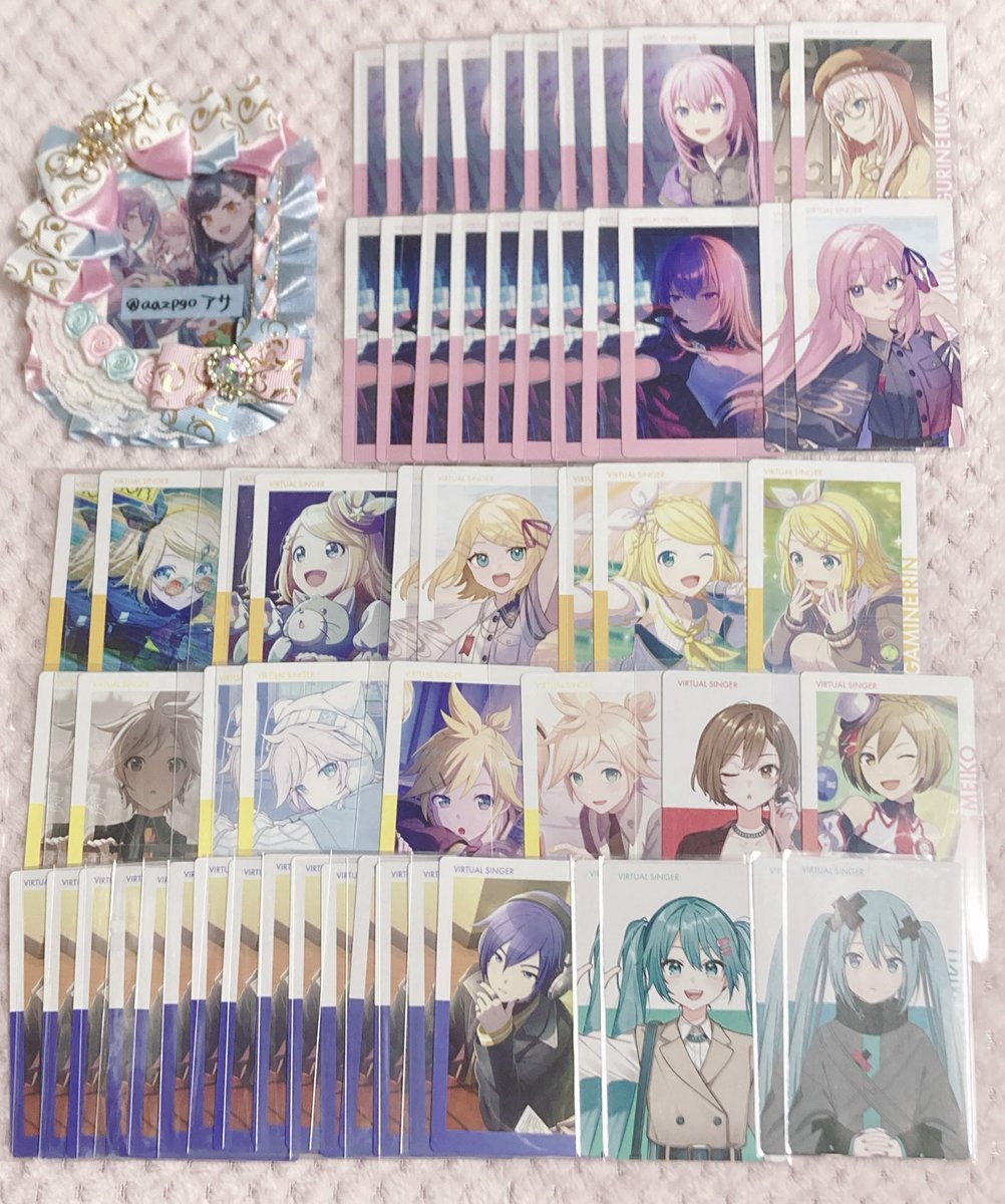 aazpgo's tweet image. 【交換・譲渡】プロセカ グリ缶 缶バッジ エピカ

譲：リン レン KAITO ルカ 一歌 志歩 咲希 穂波 MEIKO

求：缶バッジ▶︎定価(まとめてのお取引の場合200円ほどお値下げ可能)
　　エピカ▶︎1枚100円～130円
　　or リトリン記載キャラ誰でも検討

💖がついたものは交換のみでお願い致します。