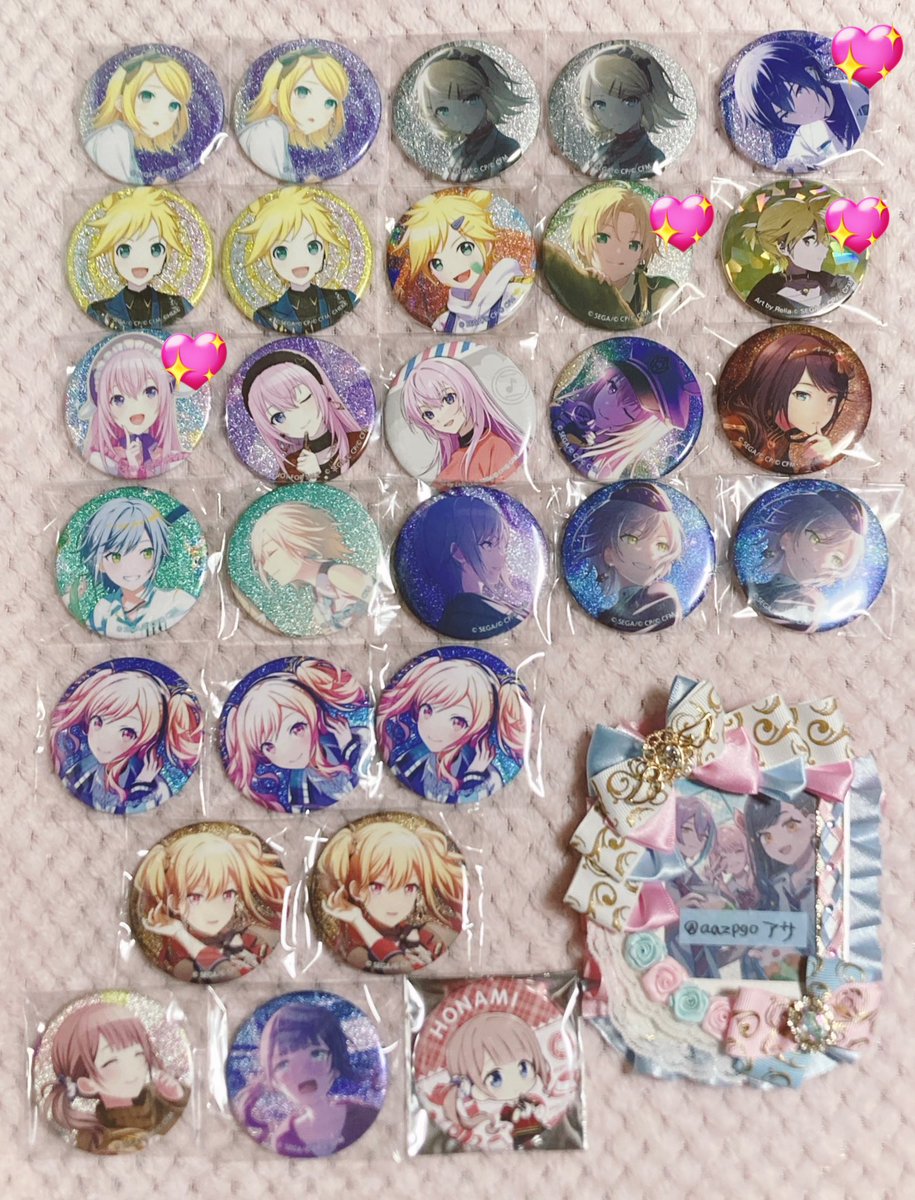 aazpgo's tweet image. 【交換・譲渡】プロセカ グリ缶 缶バッジ エピカ

譲：リン レン KAITO ルカ 一歌 志歩 咲希 穂波 MEIKO

求：缶バッジ▶︎定価(まとめてのお取引の場合200円ほどお値下げ可能)
　　エピカ▶︎1枚100円～130円
　　or リトリン記載キャラ誰でも検討

💖がついたものは交換のみでお願い致します。