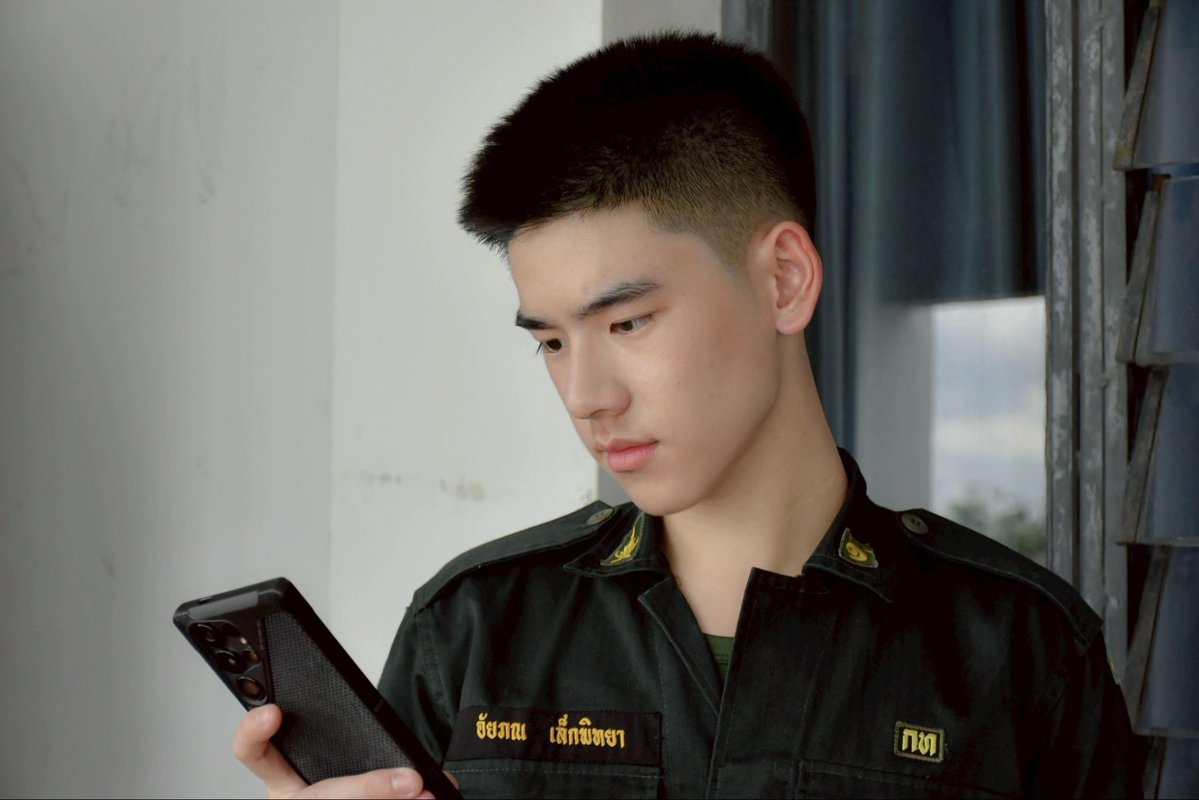 iamrotcs's tweet image. 