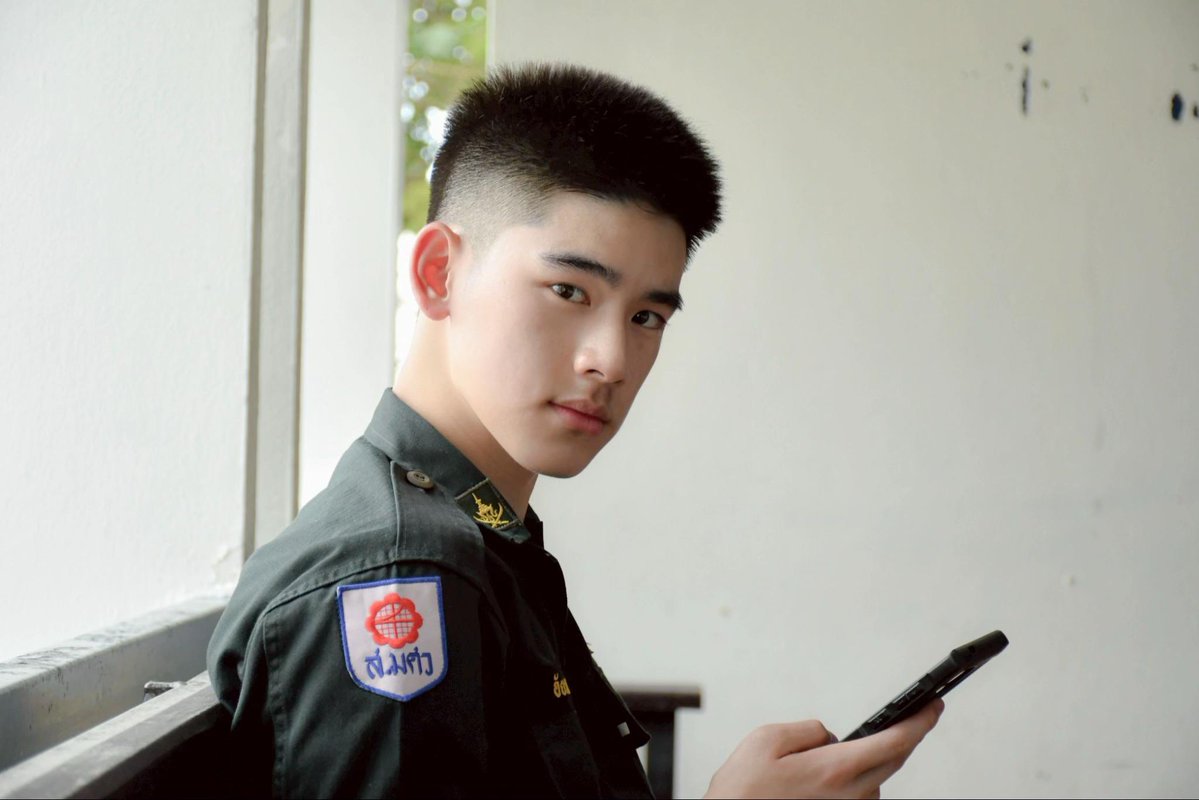 iamrotcs's tweet image. 