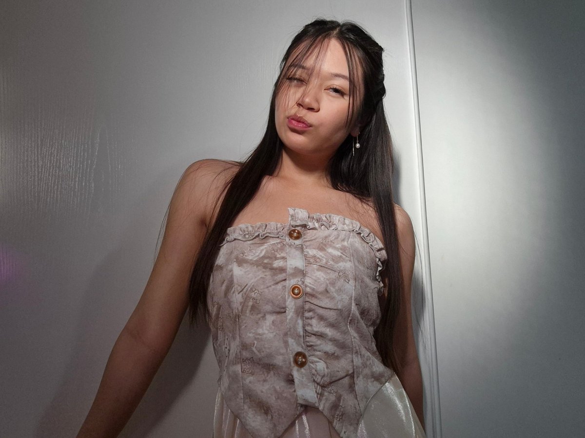 NAE 🌼 tweet media