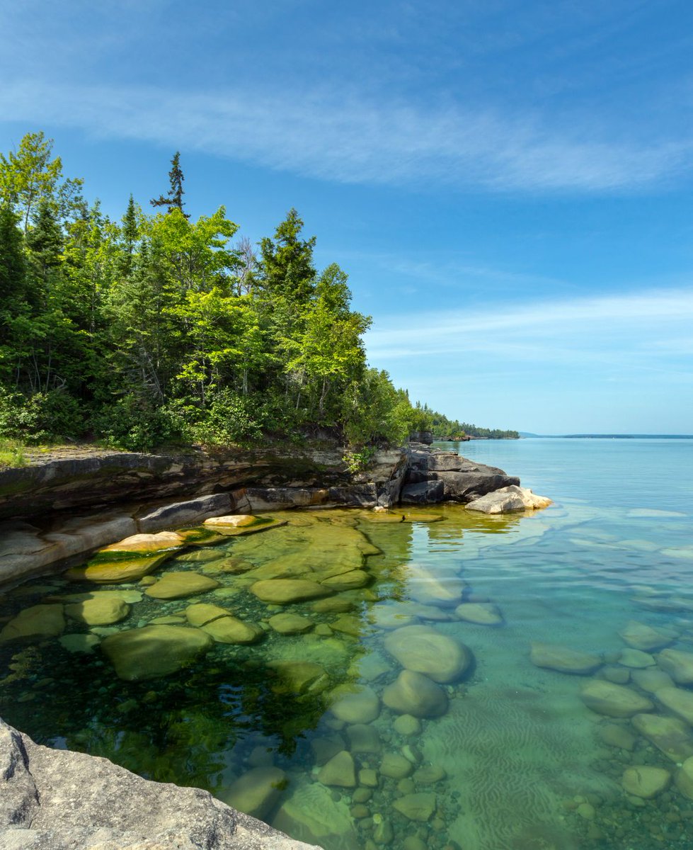 SoEarthen's tweet image. Lake Superior, Michigan  #Cove #Nature