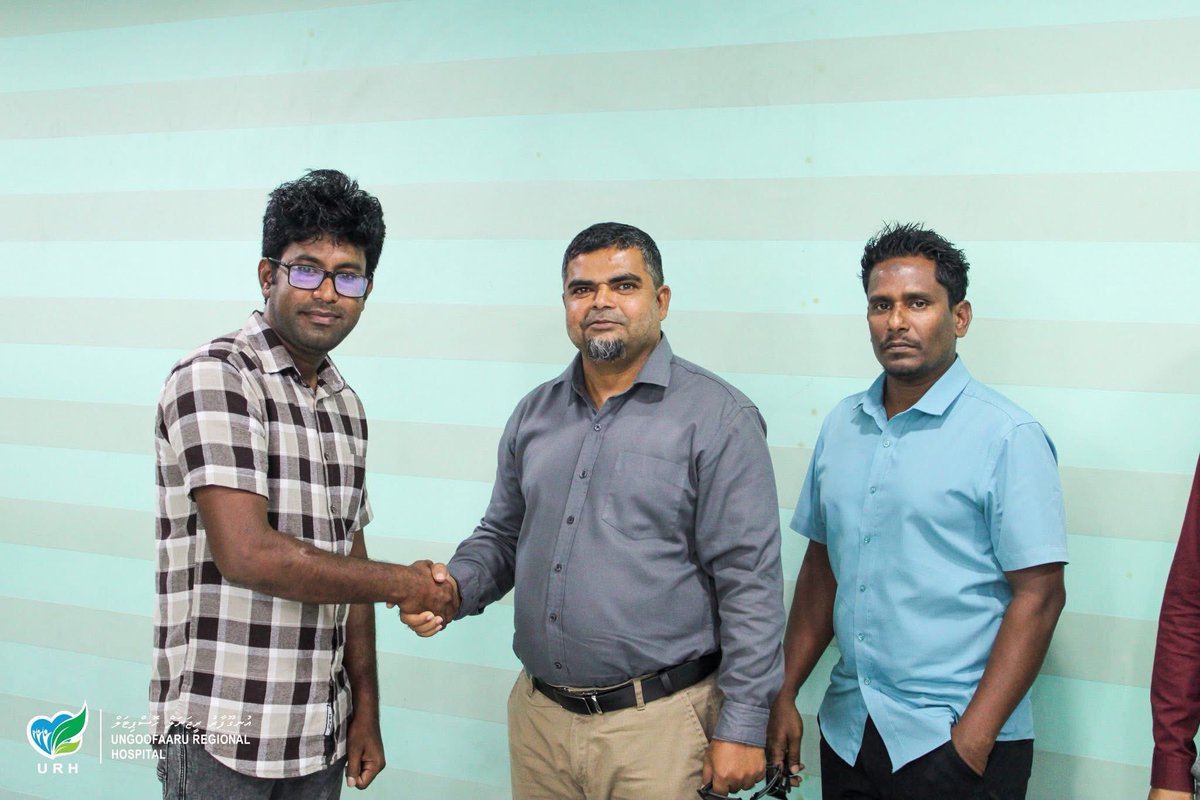 urh_mv's tweet photo. Our Deputy CEO and some members of the Senior Management Team met with the Speech Therapist today in Malé to discuss the upcoming commencement of speech therapy services at URH. 
The therapist is scheduled to visit Ungoofaaru soon to begin the service.
@presidencymv @MoHmv https://t.co/yZitc0zpdD