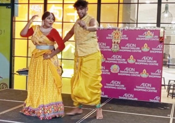 woadriene's tweet image. to celebrate festive with joy &amp;amp; enthusiasm @aeonretailmy