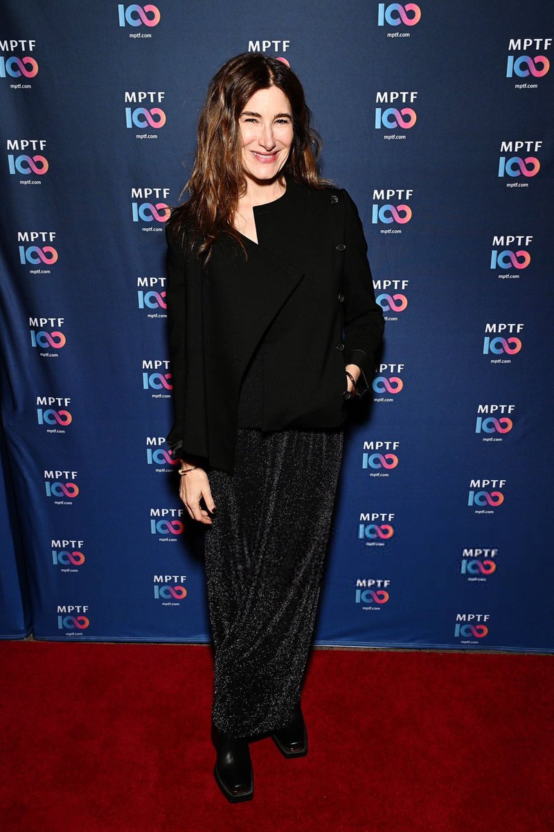 POOKIE! Kathryn Hahn at the MPTF NextGen Fall Fling. 🖤