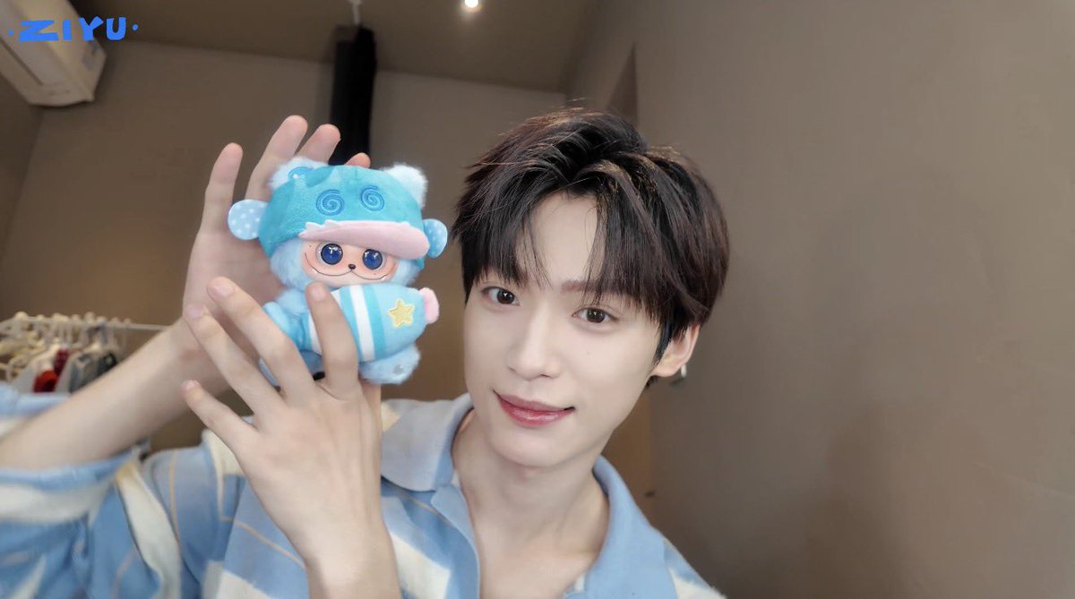 iampk_z's tweet photo. 💙✨#ZIYU #梓渝 https://t.co/kildwua9pq