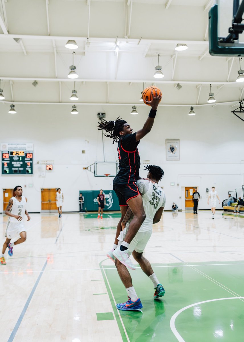 kaihunterz's tweet photo. 19 MIN 
7-14
1-1 FTS
1 STEAL
1 ASSIST
15 POINTS. 
vs ELAC https://t.co/uJxXqMTX2F