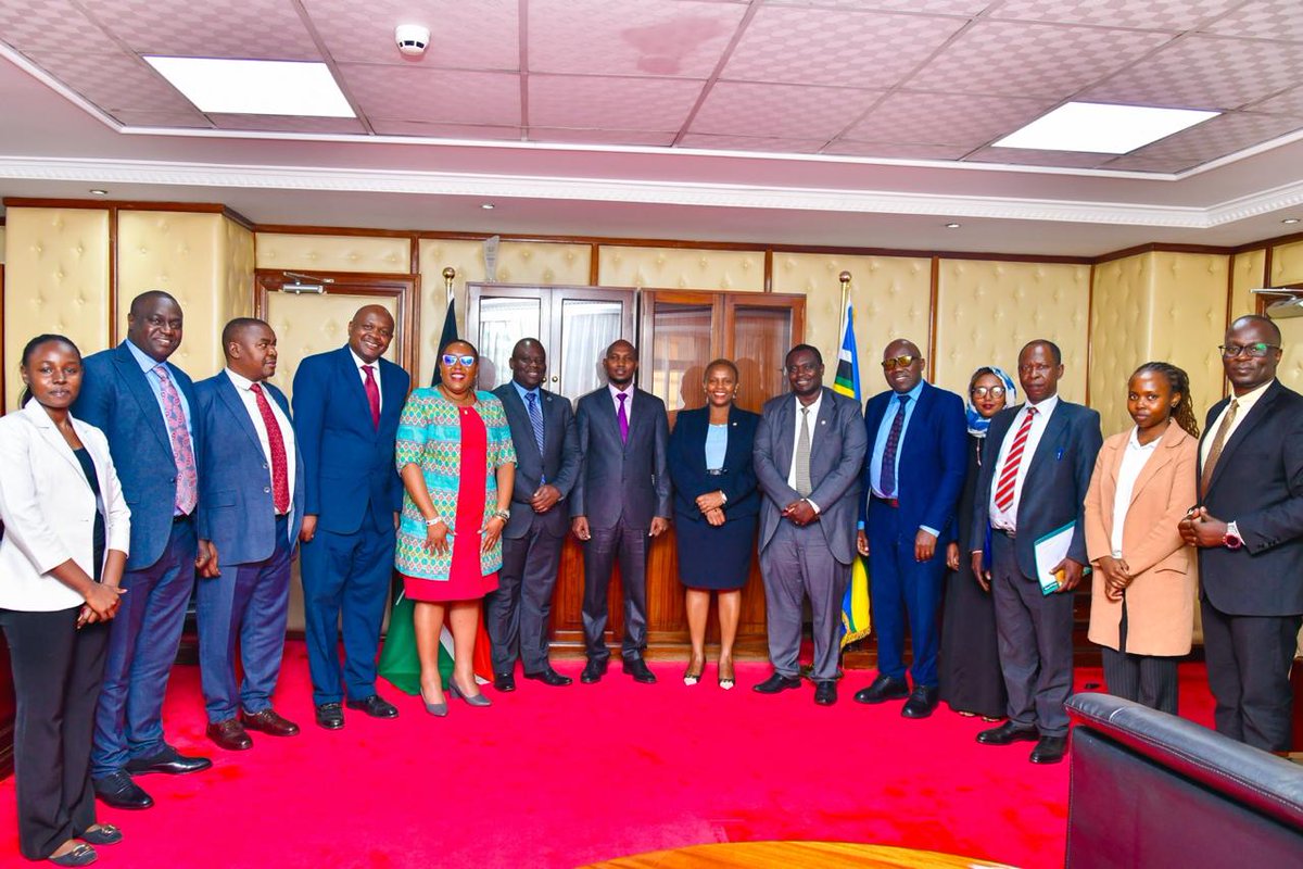 The Chairman ,CPA Prof <a href="/ElizabethK38467/">CPA PROF ELIZABETH KALUNDA</a> Kalunda led the Institute in a consultative discussion with the PS State Department for Devolution, Mr. Michael Lenasalon. The discussions centred around strengthening devolution in Kenya through collaboration, strategic partnerships,