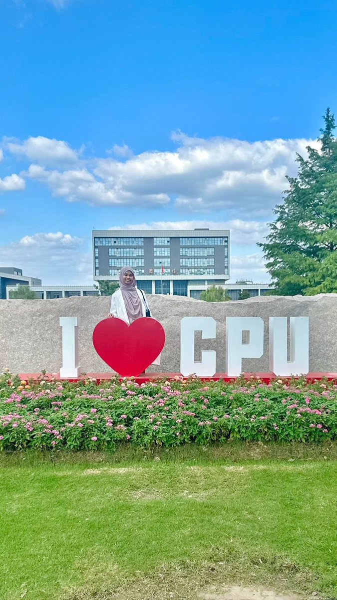 Faculty of Pharmacy, UM tweet media