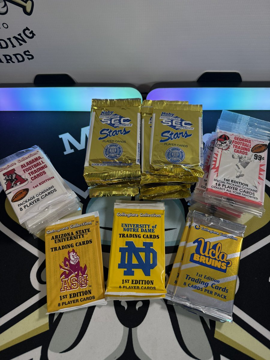 1 #PackStacks Night 1 is LIVE! College packs $1.00 each 12-Alabama  8-Georgia 3-UCLA and Arizona State 4-Notre Dame 23-SEC available See pinned  tweet for shipping charges!