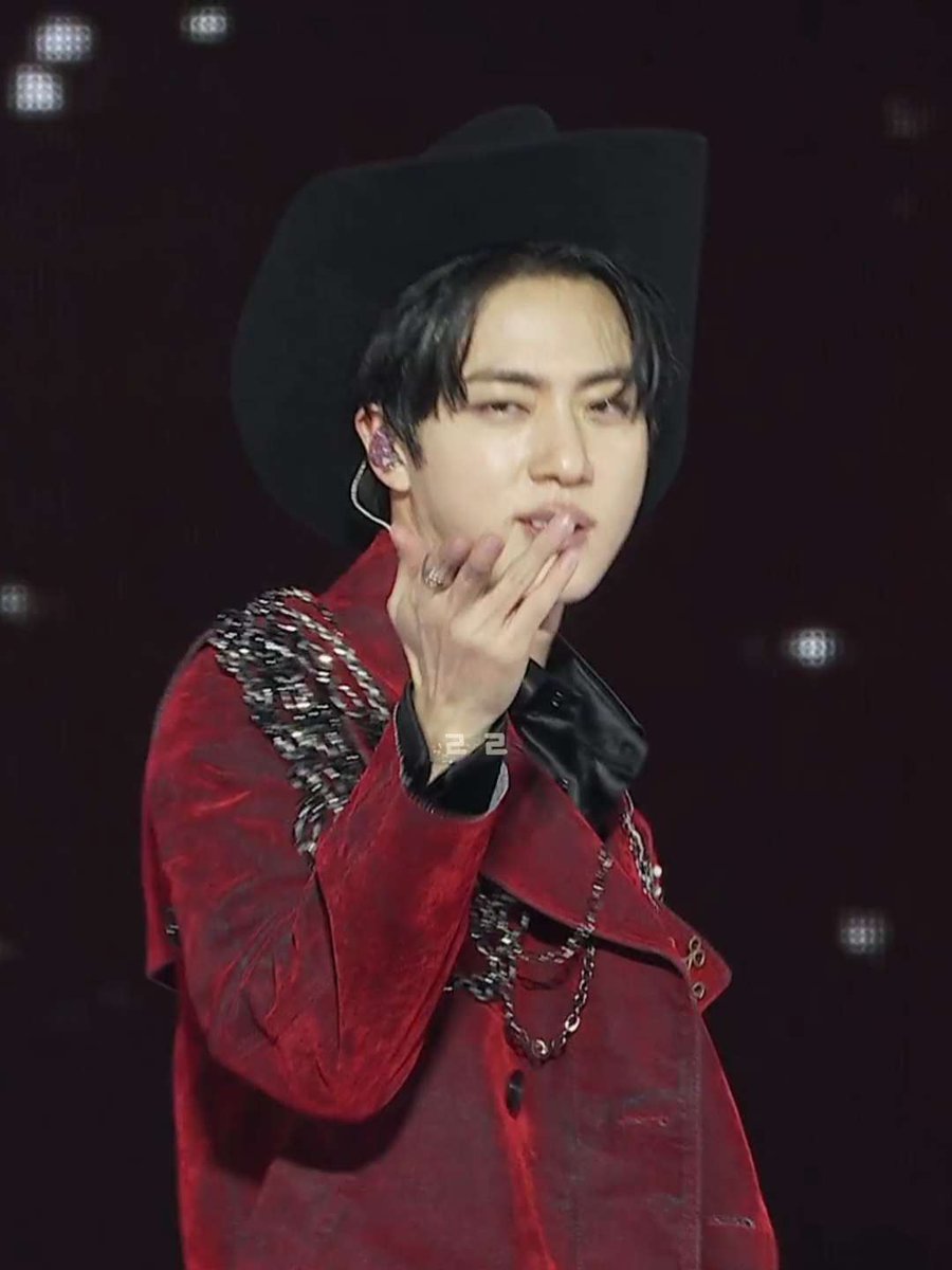 I vote #JIN for #2025MAMAVOTE