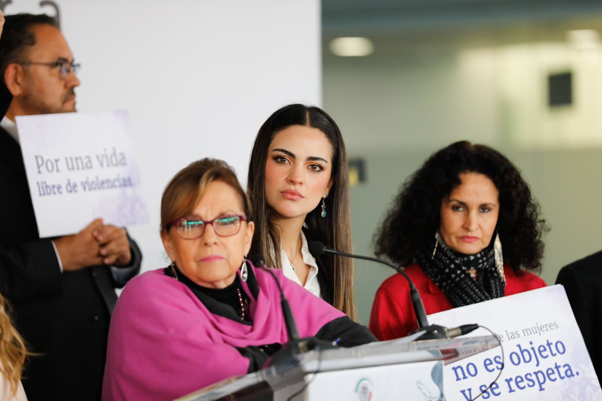 Andrea Chávez tweet media