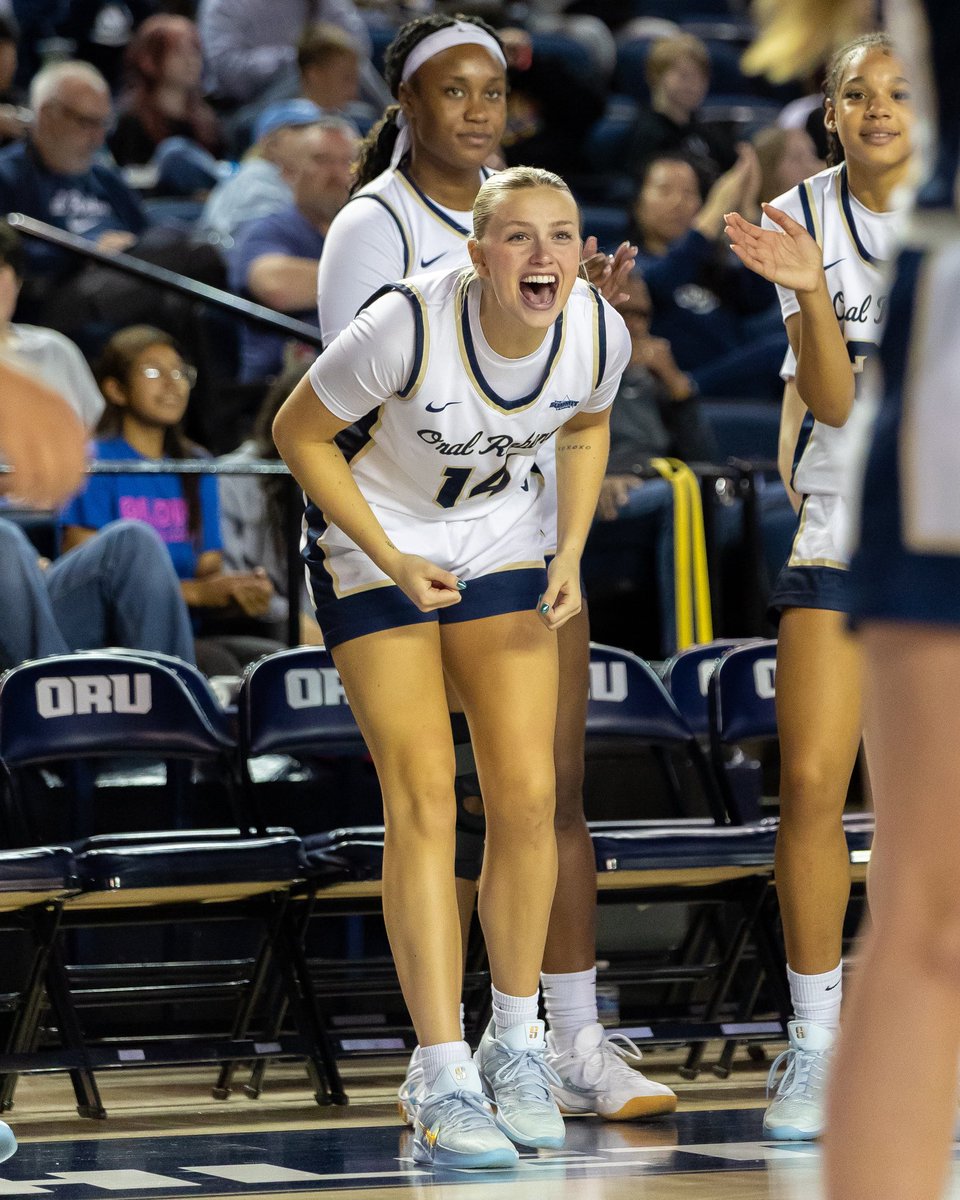 ORUWBB's tweet photo. We’re 𝐁𝐀𝐂𝐊 in the Mabee tomorrow at 5:00!

#EagUp | #GoldenStandard https://t.co/hUtErZjmUz