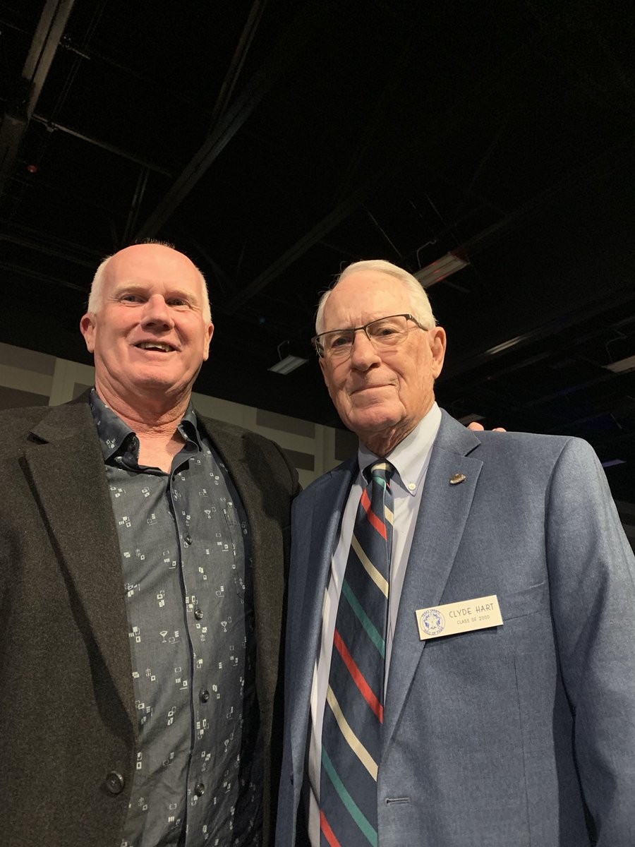 The track and field community and ⁦<a href="/BaylorAthletics/">Baylor Athletics</a>⁩ lost an amazing man Saturday. Coach Clyde Hart was the very best ! Great coach and better man.  Always looked so forward to my visits with the Legend. Get some rest Coach Hart.