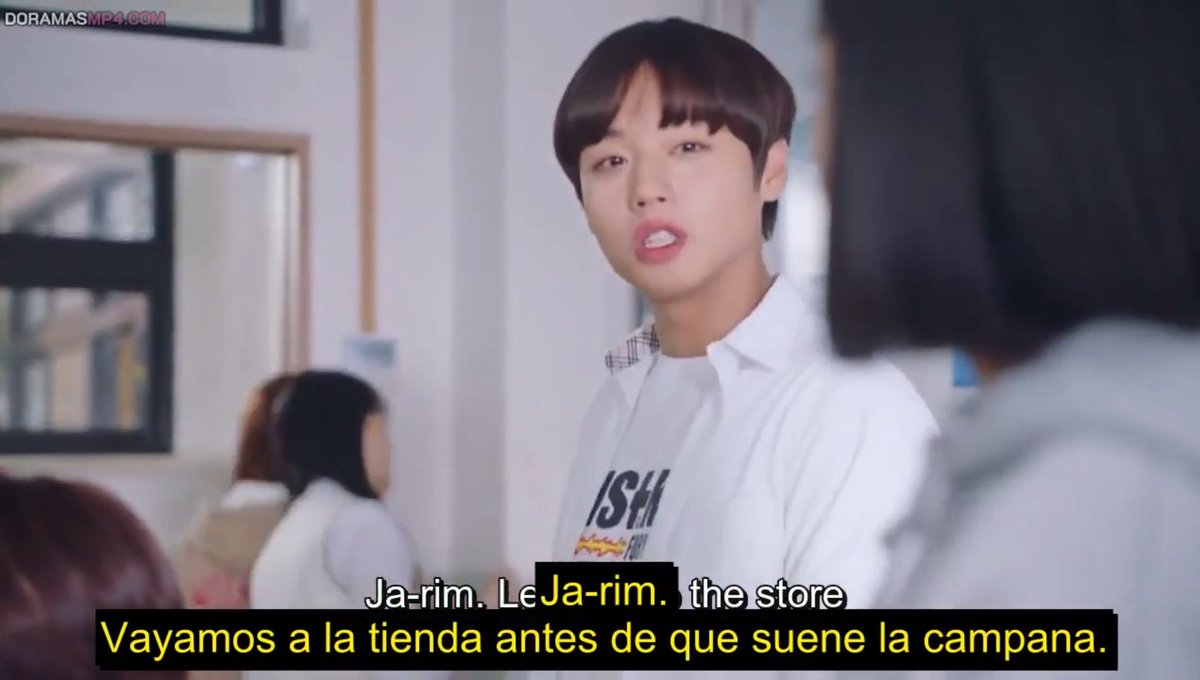 iiforjihoon's tweet image. Es demasiado adorable que Ja rim ahora tomé la iniciativa de tomar la mano de Joo young 🥺 muero de amor con estos dos !!! 

#LoveRevolution #LoveRevolutionEp29