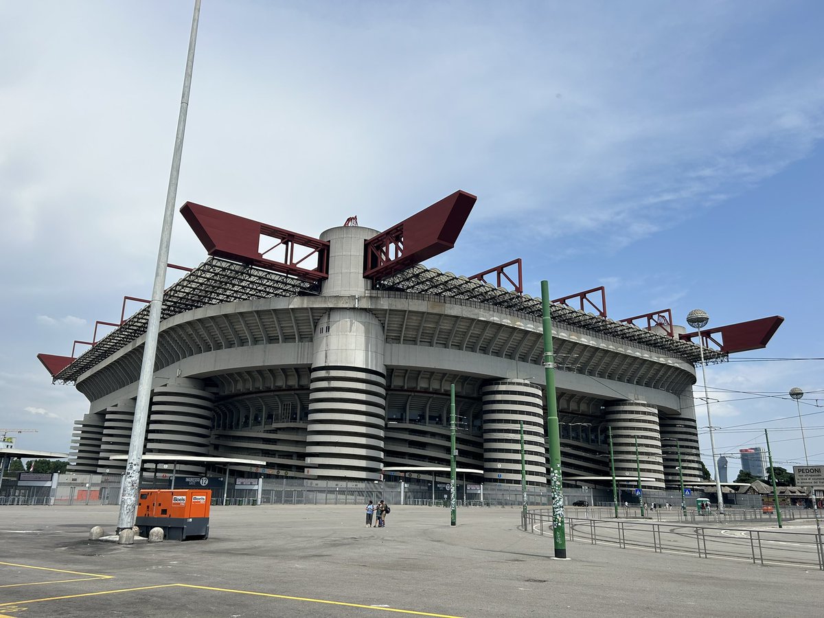 RyanMain2208's tweet photo. @adamsummerton Another iconic stadium being demolished and it seems that there won’t be any references to the San Siro in the new design such as red beams. Unfortunately it’s another example of commercialism being ranked above the soul of the game. https://t.co/Wa1xwD95hl