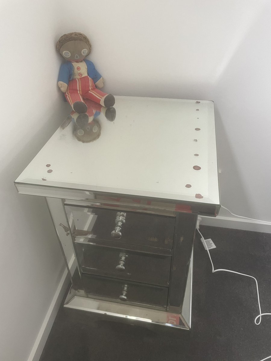 CathCath77's tweet photo. Mirrored bedside tables are not gentle pieces of furniture! Apart from looking so pretty and unusual and characterful… It is so heavy and shockingly brutal! #BandAids!  #brutal! #ThinSkinned .#ThisIs65 https://t.co/4R6HsLHSOY