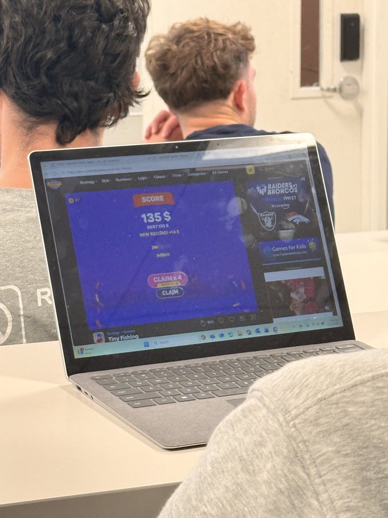 Same class btw can’t make ts up

Gambling supercycle