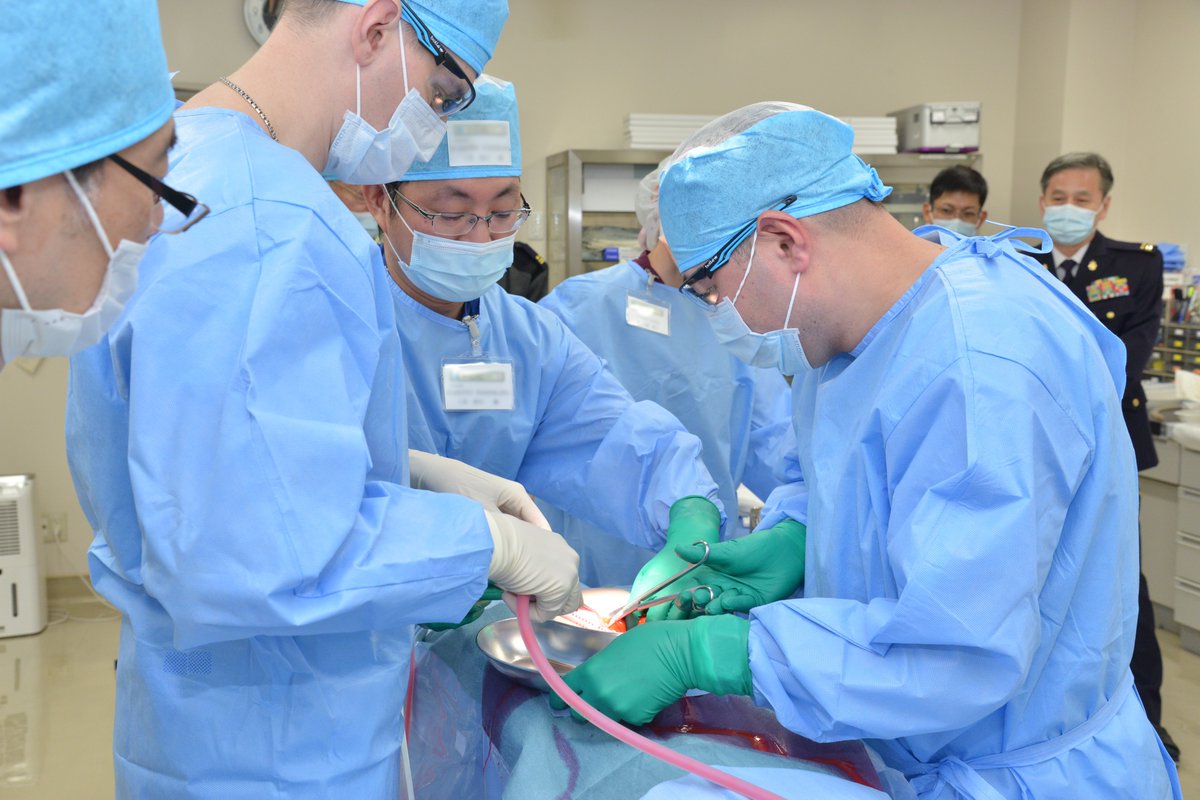 ModJapan_en's tweet image. Medical personnel from #JSDF Central Hospital will be  dispatched to Kazakhstan for capacity-building project on Military Medicine. They give lectures &amp;amp; practical training to🇰🇿military to strengthen its medical capabilities. PVM Yoshida encouraged the personnel on Nov 5.@modgovkz