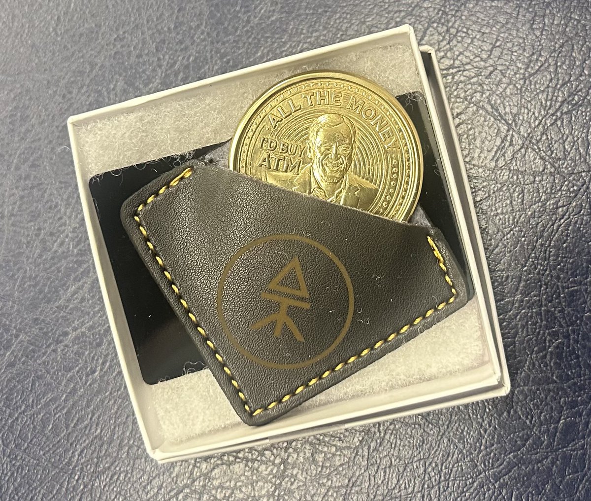 RobLicker's tweet photo. @bgarlinghouse thank you 🙏 for the photo , it was an honor to meet you ❤️ when you were going into the elevator, I handed a coin to security, they said they would hand it to you . This is a special gift from the @ATM_xrpl community and @MK3D_ @READY_PLAYER_X I hope the coin finds you , brings you luck and joy for years to come. Once again it was truly an honor to meet you sir 🏧😎🔥
@ColtonAdam92772 @xSPECTAR @xspectDS