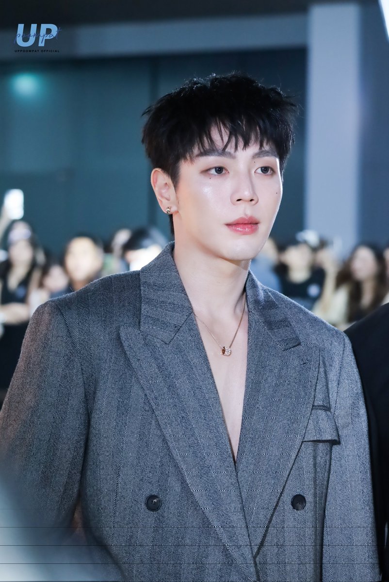 Mayo MorningUp ‧₊˚✩彡

มอนิ่งเช้าที่แสนสดใส อากาศเย็นสบาย
Have a nice day🤍✨️

#uppoompat <a href="/uppoompat/">uppoompat</a>