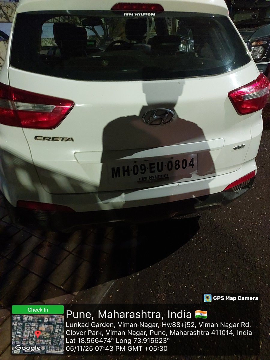 drivesafehere's tweet photo. Reported #TrafficViolation 🚦
Vehicle Nos: MH09EU0804
#footpathparking
Location: Lunkad Orchid viman Nagar Pune
Date: 05-11-2025
@PuneCityTraffic Kindly take the necessary action.
#Vahanscore https://t.co/FORh8gCh0a