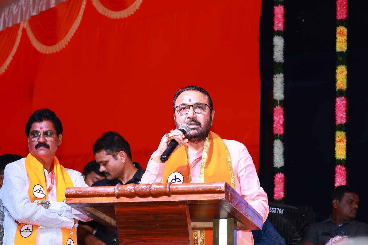 mpprataprao's tweet photo. संदेश: ही कार्यकर्त्याची निवडणूक आहे! घराघरात शिवसेना पोहोचवून बुलढाणा जिल्हा पुन्हा एकदा शिवसेनामय करा! 🚩
​#EknathShinde #Shivsena #Buldana #PratapraoJadhav https://t.co/dMAzmttWGu